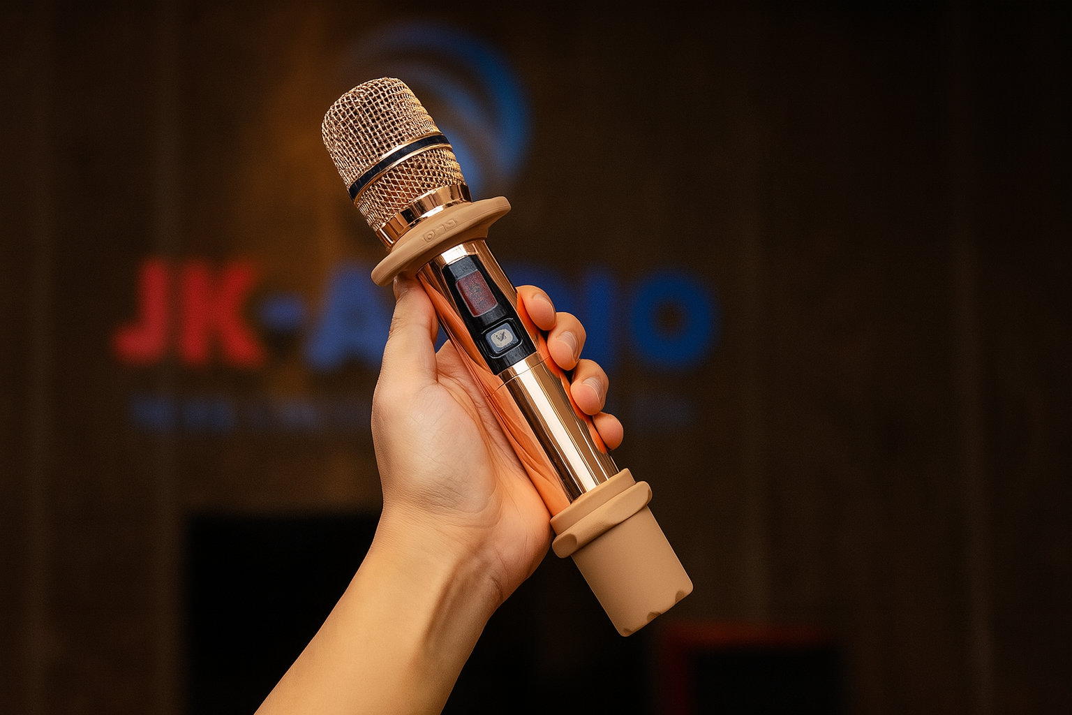 Micro cao cấp với công nghệ quản trị tần số, loại bỏ hoàn toàn rủi ro mất tín hiệu giữa chừng