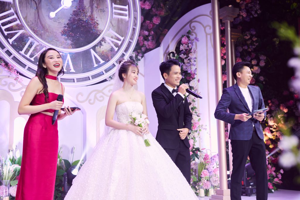 Micro không dây tầm xa với công nghệ 