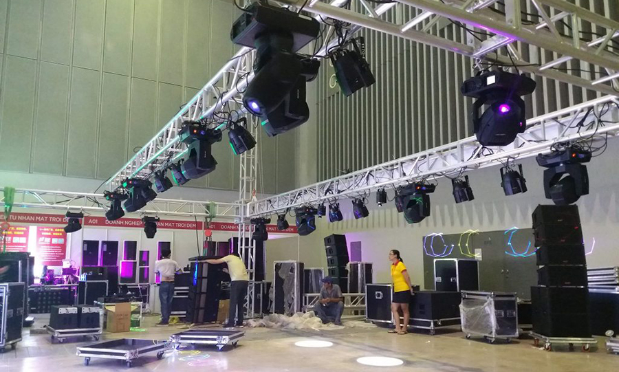 Đo đạc thực tế để hiểu rõ đặc tính âm học của không gian trước khi lên cấu hình