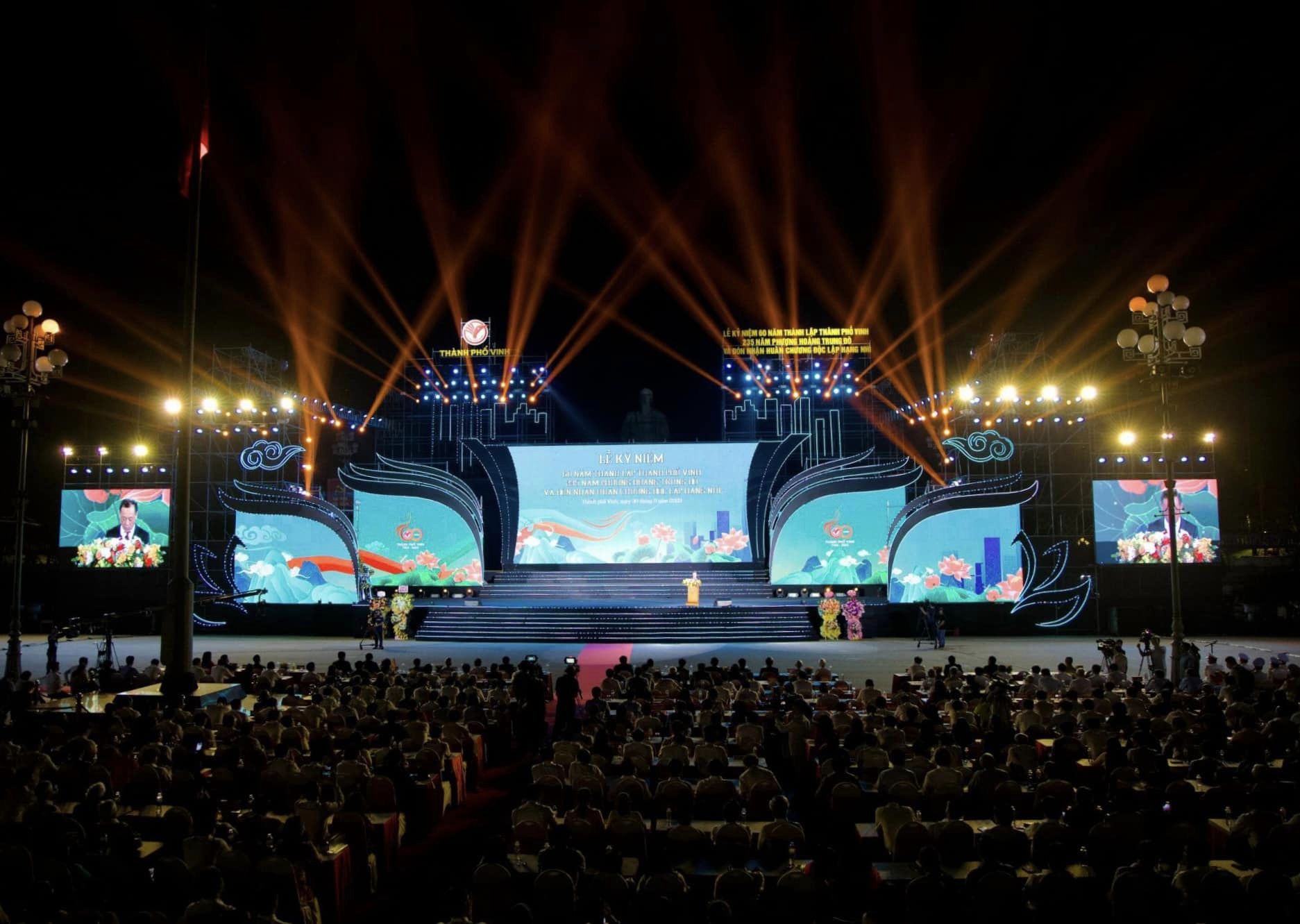 Khoảng cách nhìn tối ưu giúp trải nghiệm hình ảnh sắc nét, không vỡ hạt