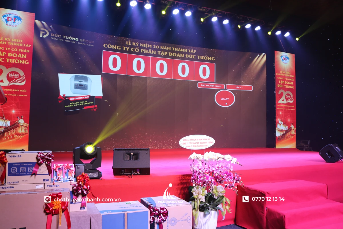 setup không gian lễ kỷ niệm doanh nghiệp chỉn chu với cho thuê âm thanh ánh sáng trọn gói